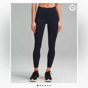 Lululemon Fast and Free High Rise Tight 25” in True Navy Size 12
